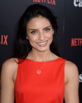 Aislinn Derbez Cce8ZvcV_t