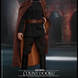 Star Wars : Episode II – Attack of the Clones : 1/6 Dooku (Hot Toys) 8722gVLY_t