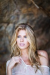 Charlotte McKinney - Page 4 BxH8roZ4_t