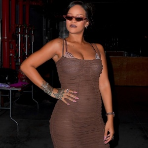 Rihanna            DynQqmzN_t