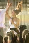 Ariana Grande Tp9CKmfa_t