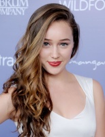 Alycia Debnam Carey 3Hzxl099_t