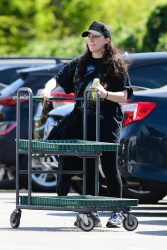 Kat Dennings - Shopping for plants in Los Angeles 04/17/2024