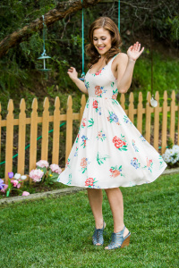 Erin Krakow CaOdG579_t