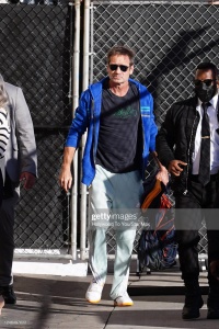 2023/01/23 - David Duchovny is seen in Los Angeles, California Ed5cfyIc_t