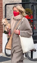 Naomi Watts - Carrying her dog on a walk in New York City, January 22, 2021