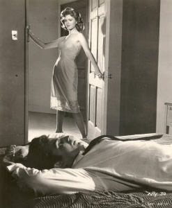 Patricia Blair - City of Fear (1959). CP9RoVT3_t