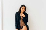 Parker McKenna Posey 9IHmSNgv_t