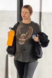Mia Goth - Attends her weekly gym workout and hits up the post office in Los Angeles, December 20, 2021