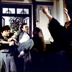 Кулак ярости / Fist of Fury (Брюс Ли / Bruce Lee, 1972) NjTF7Rki_t
