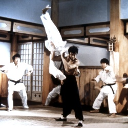 Кулак ярости / Fist of Fury (Брюс Ли / Bruce Lee, 1972) U2EEannx_t