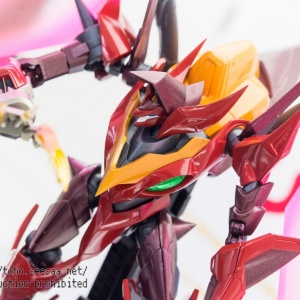 Gundam : Code Geass - Metal Robot Side KMF "The Robot Spirits" (Bandai) - Page 2 Ezm9nTdB_t