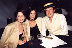 Courteney Cox - See Thru dress @ the 1998 MTV Movie Awards - 5 30 1998 BiMOo3lj_t