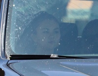 Selena Gomez - gets camera shy after treating herself to a Spa Treatment in Sherman Oaks, California | 07/22/2020