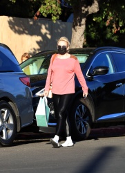 Rebel Wilson - Returns to her car after a visit to Kate Somerville Skin Health Experts Clinic in West Hollywood, October 21, 2021