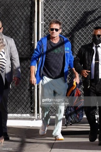 2023/01/23 - David Duchovny is seen in Los Angeles, California FzWi5TFo_t