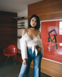 Eiza Gonzalez HNbqHP2c_t