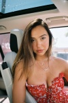 Alexis Ren - Page 2 HftTTJqN_t