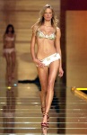 Karolina Kurkova CPCSUy3j_t