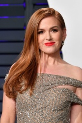 Isla Fisher - Vanity Fair Oscar Party in Beverly Hills | 02/24/2019