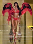 Naomi Campbell ZKiZ2mWH_t