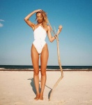 Candice Swanepoel YY9TLADJ_t