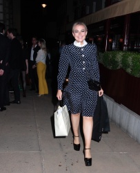 Tallia Storm out for dinner and drinks at Loulou's London 06/10/2021