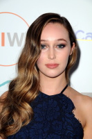 Alycia Debnam Carey IWFCzdB4_t