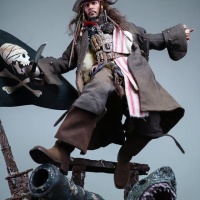 Jack Sparrow 1/6 - Pirates of the Caribbean : Dead Men Tell No Tales (Hot Toys) YfNgX5by_t