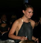 Natalie Portman GPXiXaoy_t