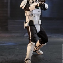Solo : A Star Wars Story : 1/6 Patrol Trooper (Hot Toys) Xz4tHC5e_t