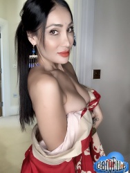 Sofia Hayat - onlyfans - Siterip - Ubiqfile