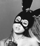 Ariana Grande - Page 3 2nvx72rt_t