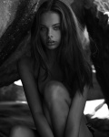 Meika Woollard IAjnGSTp_t