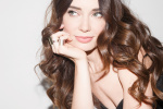 Mallory Jansen 62PCjfQb_t