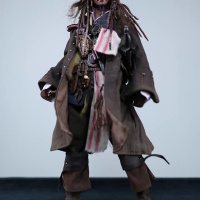 Jack Sparrow 1/6 - Pirates of the Caribbean : Dead Men Tell No Tales (Hot Toys) A9jj5Td9_t