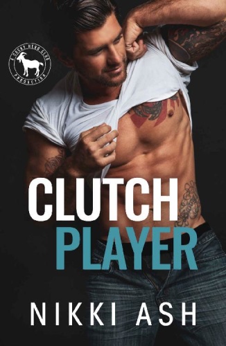 Clutch Player A Hero Club Nove   Nikki Ash