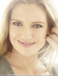 Anna Torv X4esxYsR_t