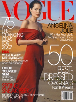 Vogue Runway บน X: Angelina Jolie's favorite purse is the one she already  has in her closet.   / X