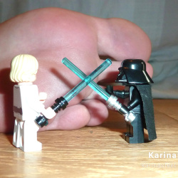 Karina's Feet and LEGO Star Wars Foot fetish picture by foot model Karina. Her bare feet, toes, soles, playing with Lego Star Wars figures