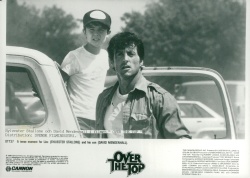 Изо всех сил / Over the Top (Сильвестр Сталлоне, 1987) 1ivLjlBd_t