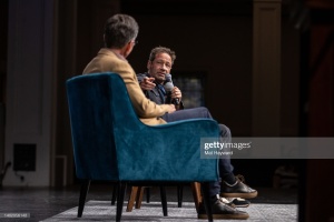 2022/06/09 - David Duchovny discusses The Reservoir at Town Hall XbElzM40_t