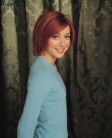 Alyson Hannigan V5cto1J3_t