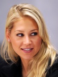 Anna Kournikova 7G2K5EYg_t