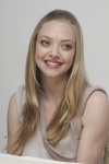 Amanda Seyfried - Page 3 SUIjyyr1_t