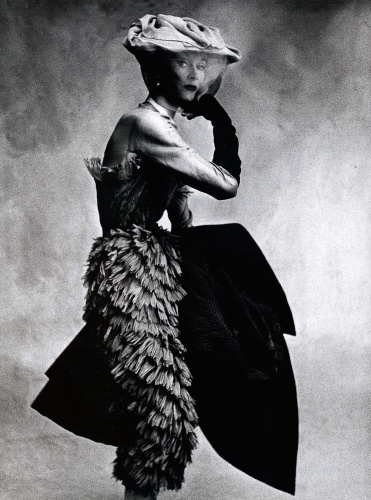 US Vogue December 1995 : Julia Ormond by Steven Meisel | the Fashion Spot