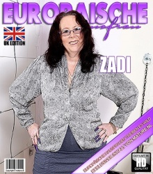 Mature - Zadi (UK) (61) - Britische Reife Dame spielt mit sich selbst  Mature.nl