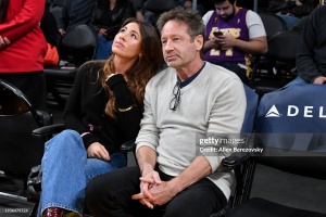 2024/01/15 - David attends at the Los Angeles Lakers Game JM2mq5vv_t