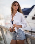 Emily Feld MB5Ss2uq_t