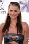 Molly Sims - April 2020 update 6xZPd1II_t